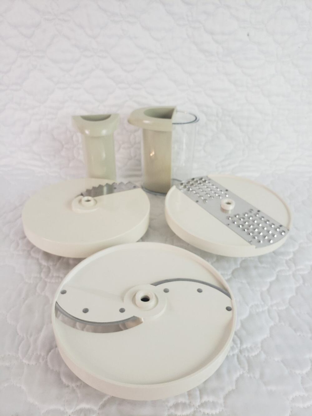 Oster Regency Kitchen Center Slicer Discs 937-81/ 84-85 Replacement Parts 6 PCS